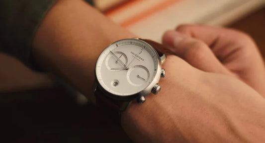 The Perfect Gift: Couple Watches to Celebrate Your Bond