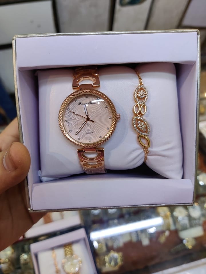 Ladies Gift Pack With Bracelet